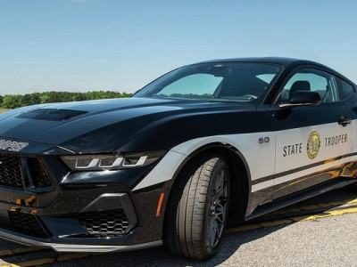 Новий Ford Mustang з’явився на службі у поліції Штатів