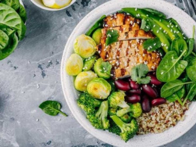 Краса починається з їжі: дієві поради для здоров'я тіла, шкіри та волосся