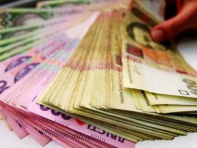 В топ-10 українських компаній за доходом потрапили видобувні, логістичні, енергетичні підприємства та рітейл