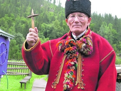 Поради мольфара Нечая для українців