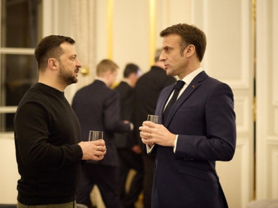 Зеленський про ініціативу Макрона на час Олімпіади: Ми проти будь-якого перемир'я, яке грає на руку ворогу