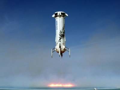 Після двох років перерви. Ракета Blue Origin знову виведе туристів в космос