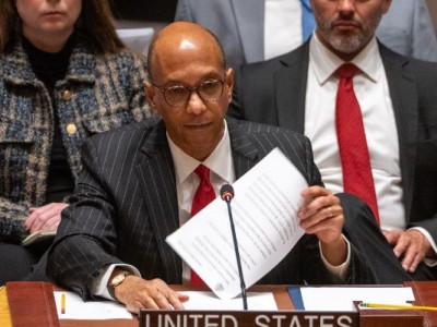 У США заявили, що постачатимуть Україні зброю, поки Росія не виведе війська