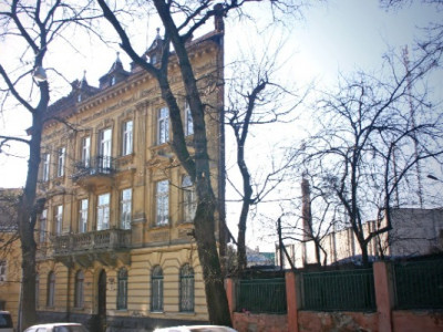 Плоскі будинки України: цікавинки які наповнюють міста