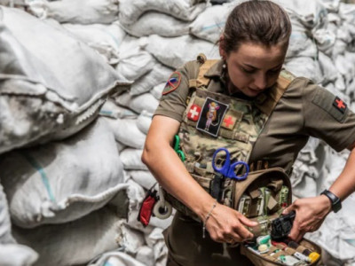 Частина жінок мають стати на військовий облік: постанова Кабміну