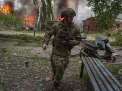 Будуть м'ясні штурми в лоб: військовий про розвиток подій у Вовчанську і проблеми оборони