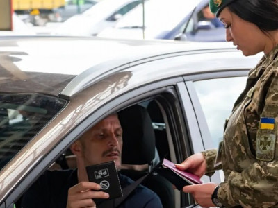Військовий квиток не знадобиться: деяких водіїв звільнили від перевірки