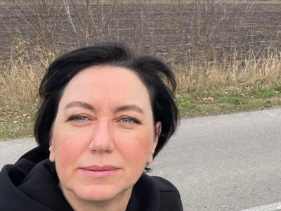 Ракета влучила по друкарні харківського видавництва Vivat. Підтримайте видавництво, купіть їхні книжки. Купуйте все, що під ворожим вогнем виробляється в Харкові