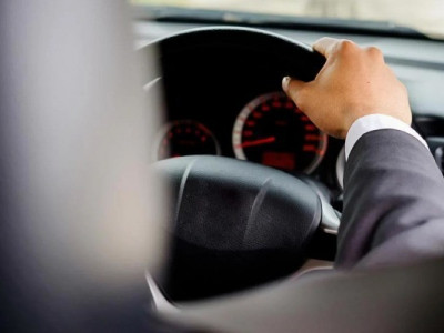 Чи можуть ТЦК забирати права водія та вилучати машини: до Міноборони відповіли