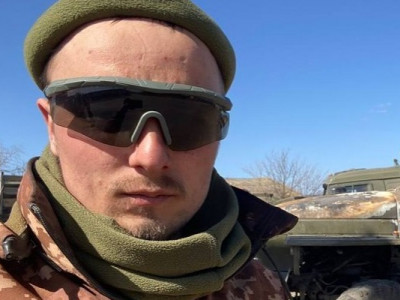 З відірваною ногою врятував товариша: вражаюча історія десантника