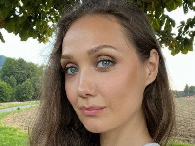 Євгенія Власова шокувала відвертою заявою про 19-річну доньку