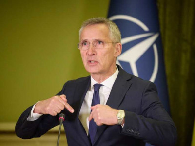 НАТО планує розгортання більшої кількості ядерної зброї через два епіцентри світової загрози