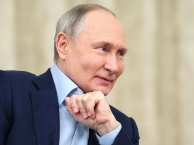 Аналітики пояснили, навіщо Путін симулює інтерес до переговорів