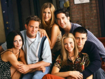 Скільки коштувало б життя героїв серіалу Друзі у 2024 році