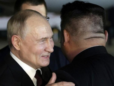 Путін уперше за 24 роки прибув до КНДР