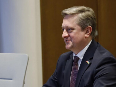 Зеленський звільнив посла України в Польщі і призначив його послом у Чехії
