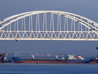 Росія барикадує Керченську протоку: у ЗСУ розкрили “побічний ефект” цього плану