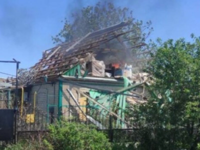 Летить все: росіяни рівняють із землею села Запорізької області