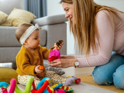 Муніципальна няня: хто має право на її послуги та як отримати компенсацію