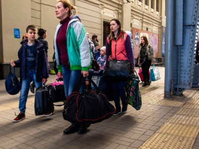 Затримуються виплати переселенцям? Куди звернутися, щоб повідомити про проблему