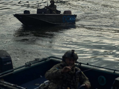ЗСУ продовжують воювати на лівобережних плацдармах, хоча й залишили основні позиції в Кринках, – ОУВ “Таврія”