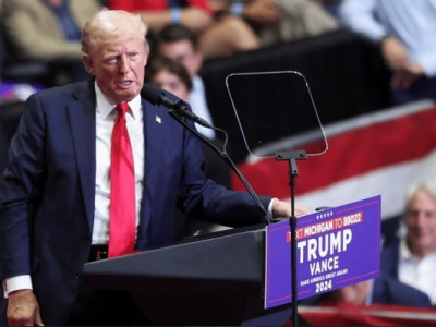 Трамп подає скаргу на Гарріс за використання коштів передвиборчої кампанії Байдена