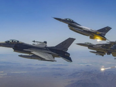 Терміново! F-16 прибули в Україну! Перша партія ВЖЕ ГОТУЄТЬСЯ до виконання завдань