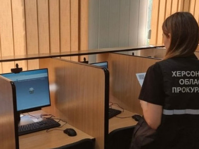 Продавали посвідчення водія: на Херсонщині викрили корупційну схему в сервісному центрі