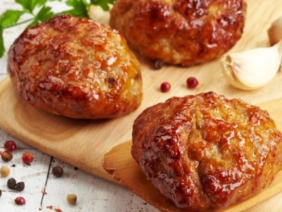 Котлети, які захочеться приготувати ще не один раз. Просто додайте один інгредієнт