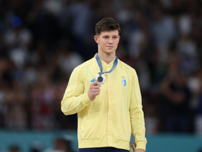 «Будемо працювати, щоб на наступних іграх було перше місце!»: срібний призер Олімпіади розповів про свій тріумфальний виступ