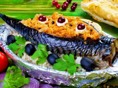 Яка риба корисніша – скумбрія чи лосось? Вчені відповіли