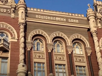 Масово блокують платежі в прифронтових областях: Нацбанк забив на сполох