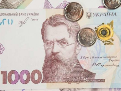 Гасло, від якого росіян скручує: НБУ випустив нові банкноти