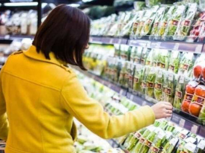 В Україні дорожчають деякі продукти харчування, транспорт, тютюнові вироби та алкоголь