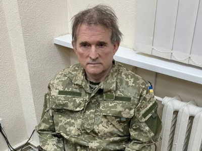 Люди кума путіна Медведчука досі зберігають важливі посади у владі: розслідування