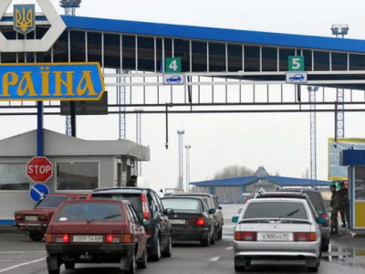 Мобілізація в Україні: коли заброньований чоловік може виїхати за кордон