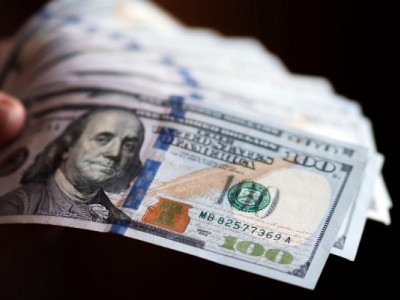 НБУ змінив курс валют: скільки коштує долар сьогодні