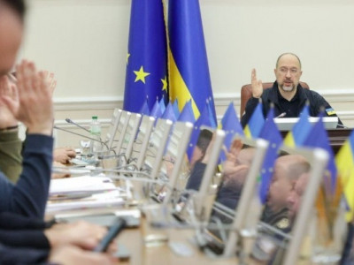 Кабмін провів низку кадрових змін: кого звільнили, а кого призначили