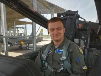 Льотчик з Луцька Олексій Месь збив дві російські ракети і встиг атакувати третю, – Сирський