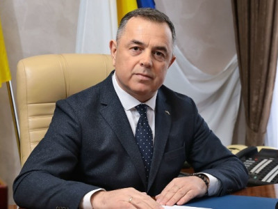 У експодатківця виявили 2 млн гривень готівкою та 25 автомобілів