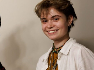 Жадан і Собаки випустять благодійний мерч в пам'ять про загиблу художницю з Харкова