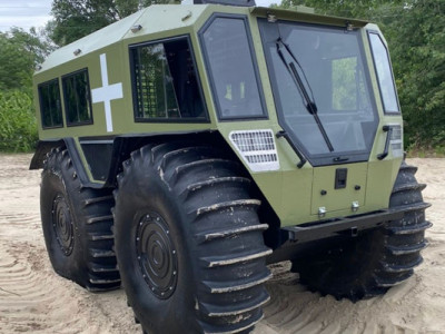 Українські військові отримали унікальний всюдихід-амфібія «ТАХА» (Фото)