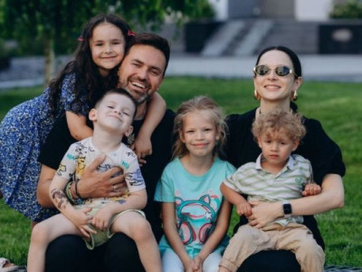 Дружина Мірошниченка розповіла причину відмови суду в усиновленні другої дитини