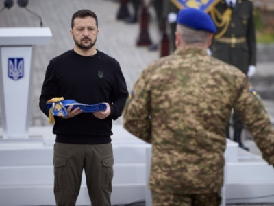 Це більше, ніж професія і покликання: Зеленський привітав військових з Днем захисників і захисниць України