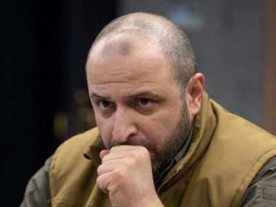 Кадрові зміни в Міноборони: чому Умєров позвільняв своїх заступників