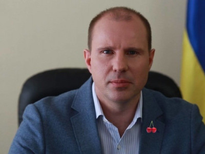 Як живе Мелітопольський нардеп: вілла Захарченко та нові елітні авто (відео)