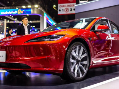 Tesla знімає з виробництва найдоступніший варіант Model 3 у США