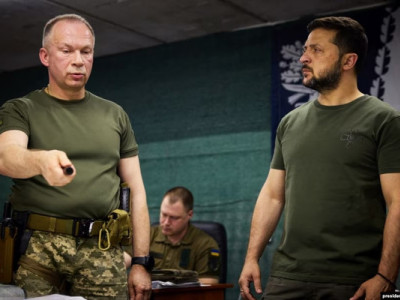 Відповіді на російські обстріли та операція на Курщині: Сирський доповів Зеленському