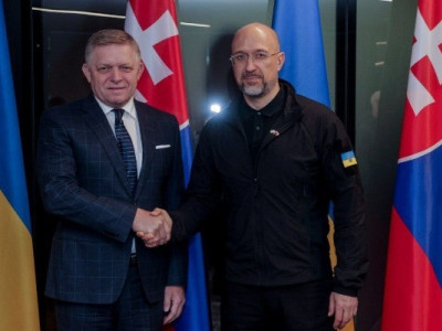 Про що розмовлятимуть в Ужгороді премʼєри України та Словаччини