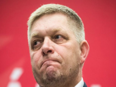 Словацький прем'єр запропонував вдарити ракетою по Брюсселю і заявив, що поїде на парад до Путіна